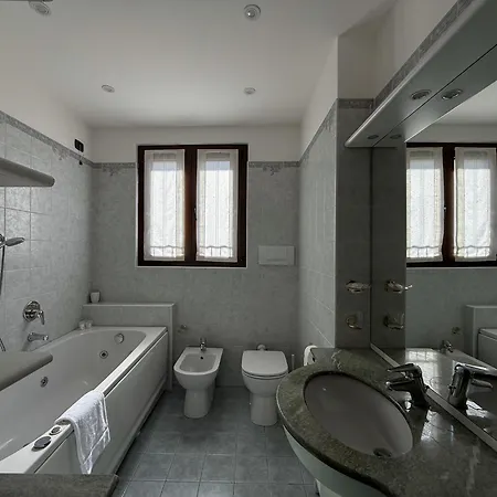 Casa Venere - View Terrace 펜션 레체노